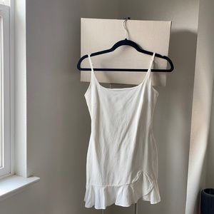 Princess polly white mini dress size 4